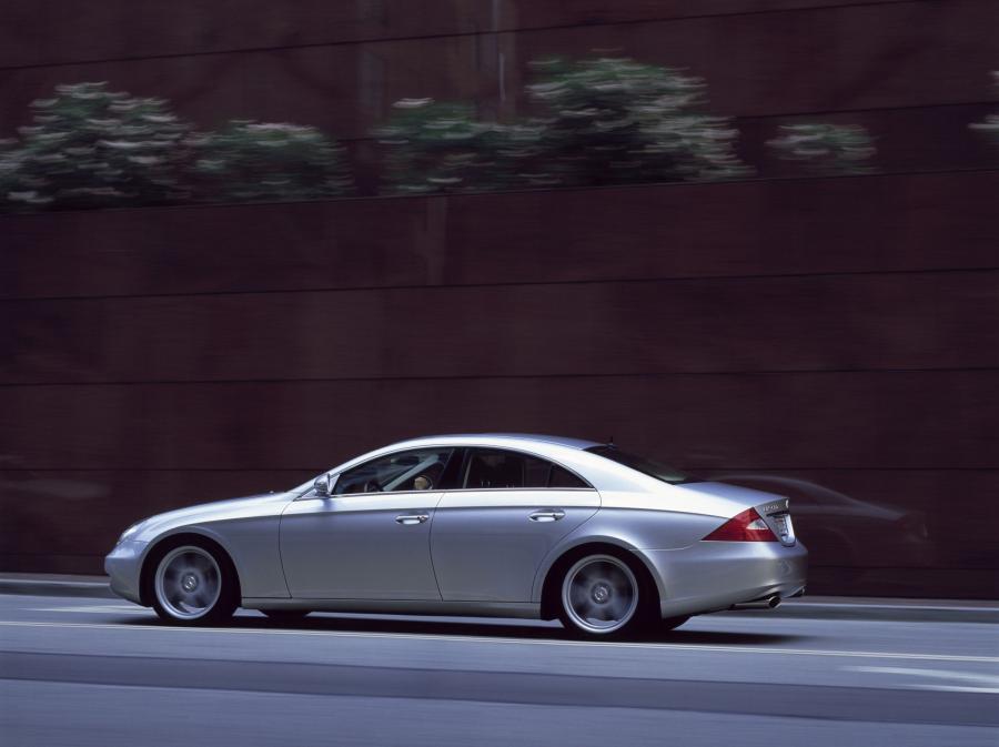  Mercedes-Benz CLS-Class 2005 года  (фото 86 из 343)
